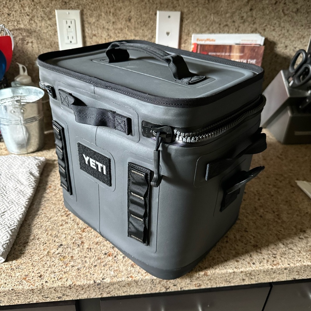 YETI Hopper Flip 12 Portable Soft Cooler